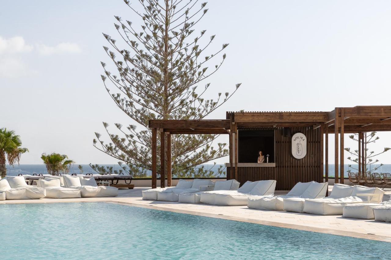 Helea Lifestyle Beach Resort Kallithéa Esterno foto The bar at the Mykonos Villa