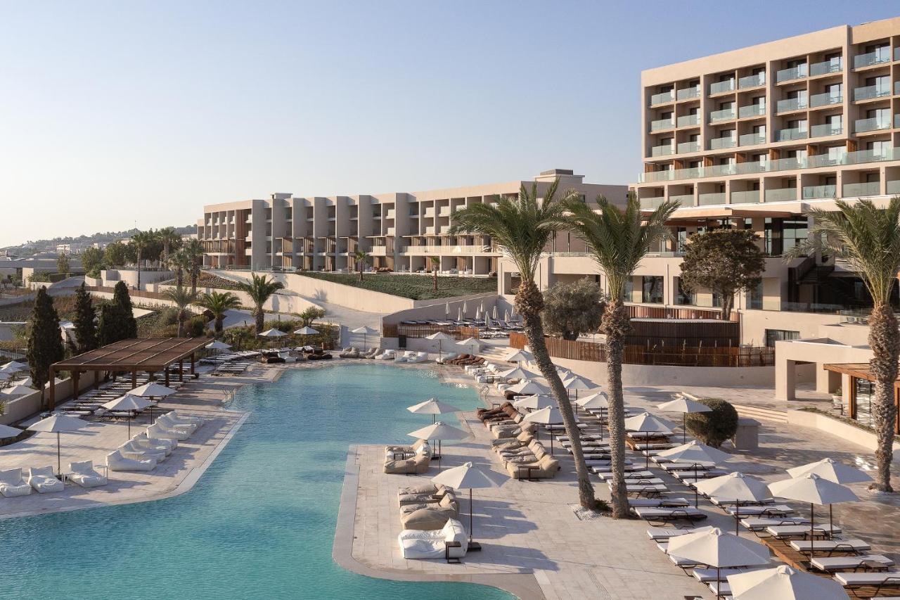 Helea Lifestyle Beach Resort Kallithéa Esterno foto The Westin Resort Marina El Alamein