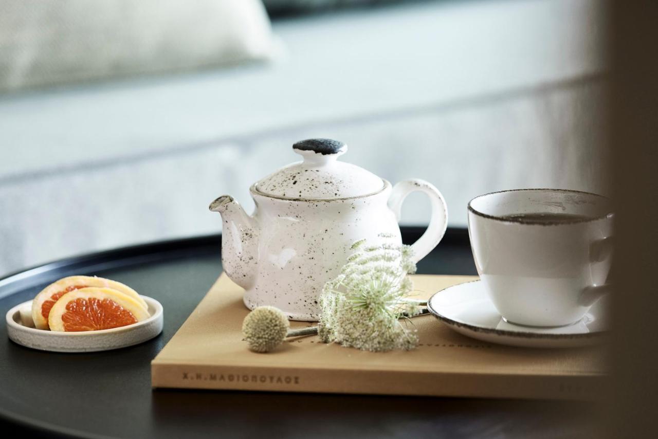 Helea Lifestyle Beach Resort Kallithéa Esterno foto Teapot and cup