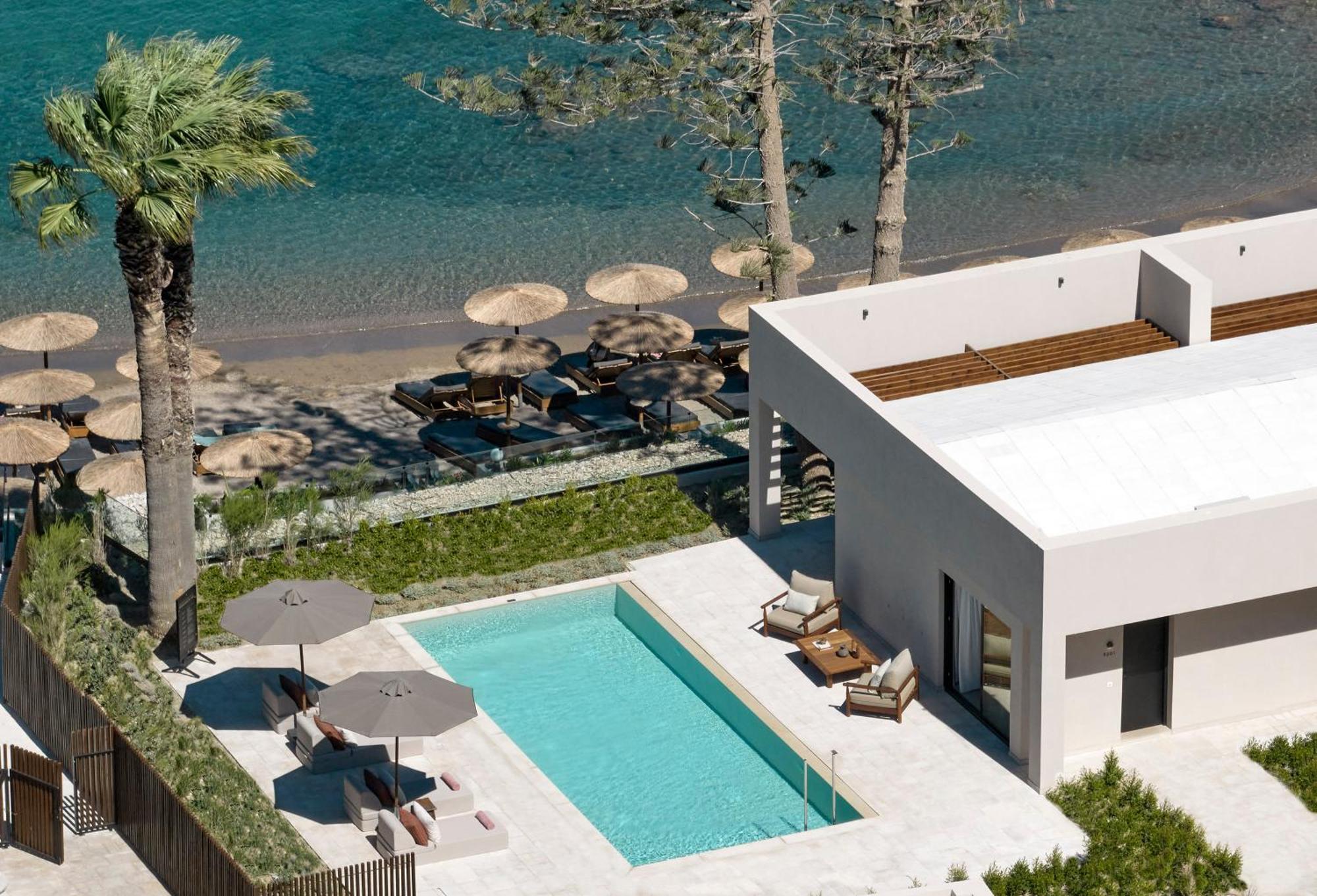 Helea Lifestyle Beach Resort Kallithéa Camera foto The beach at the hotel